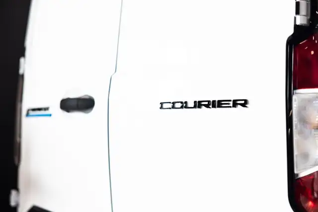 Ford E-Transit view 27
