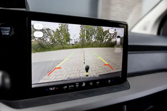 Ford E-Transit view 16
