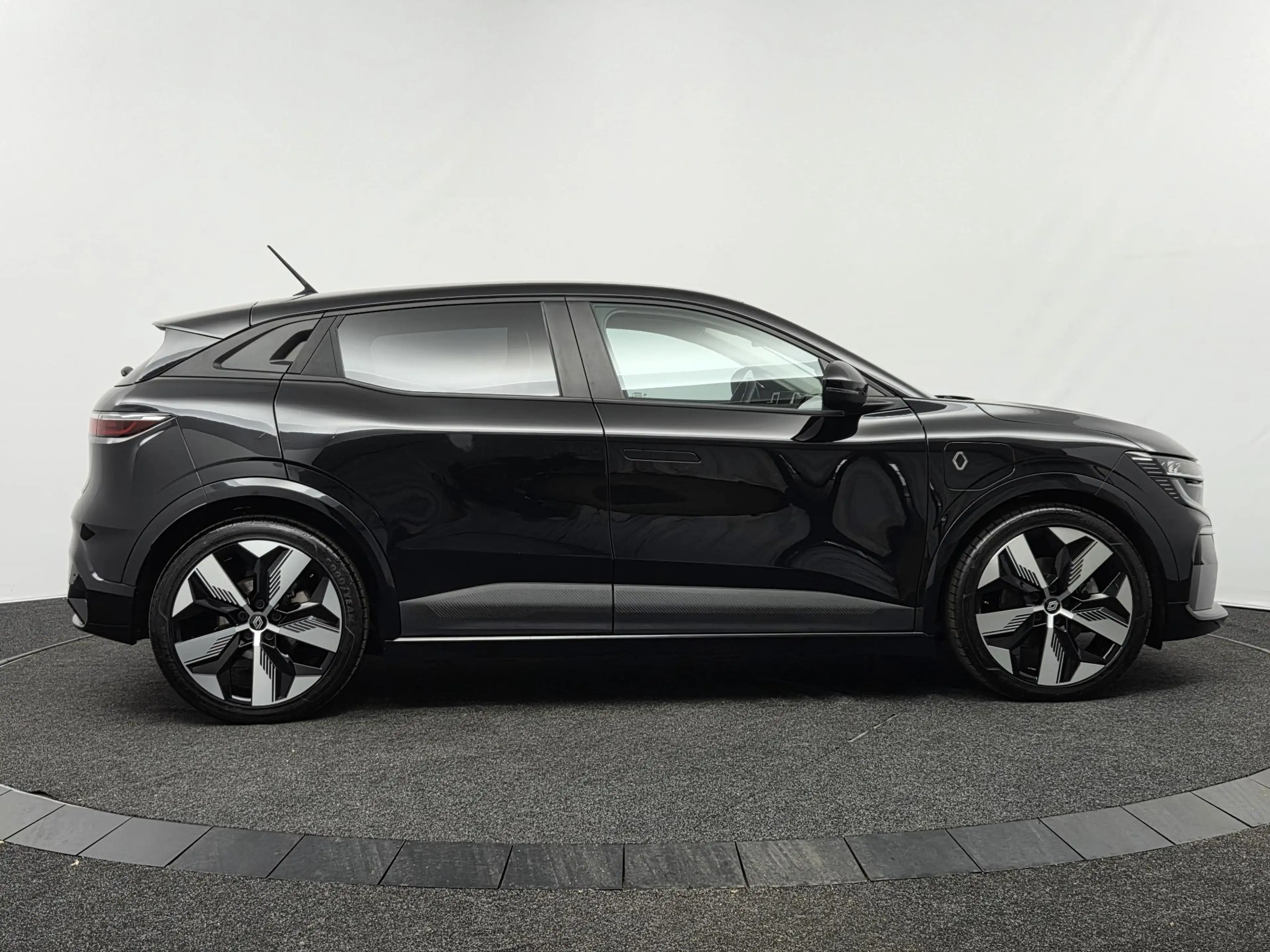 Renault Megane E-Tech EV60 220pk Optimum Charge Equilibre | Carplay/Andr — photo 13