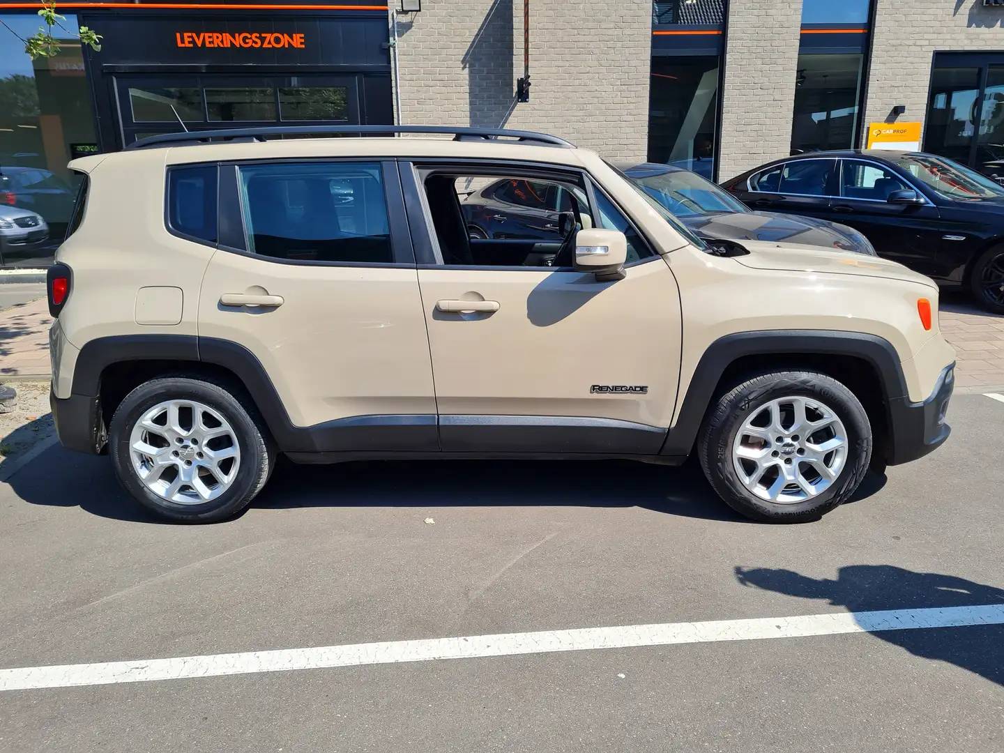 Jeep Renegade Renegade 1.6 E-torQ Longitude Beige - 1