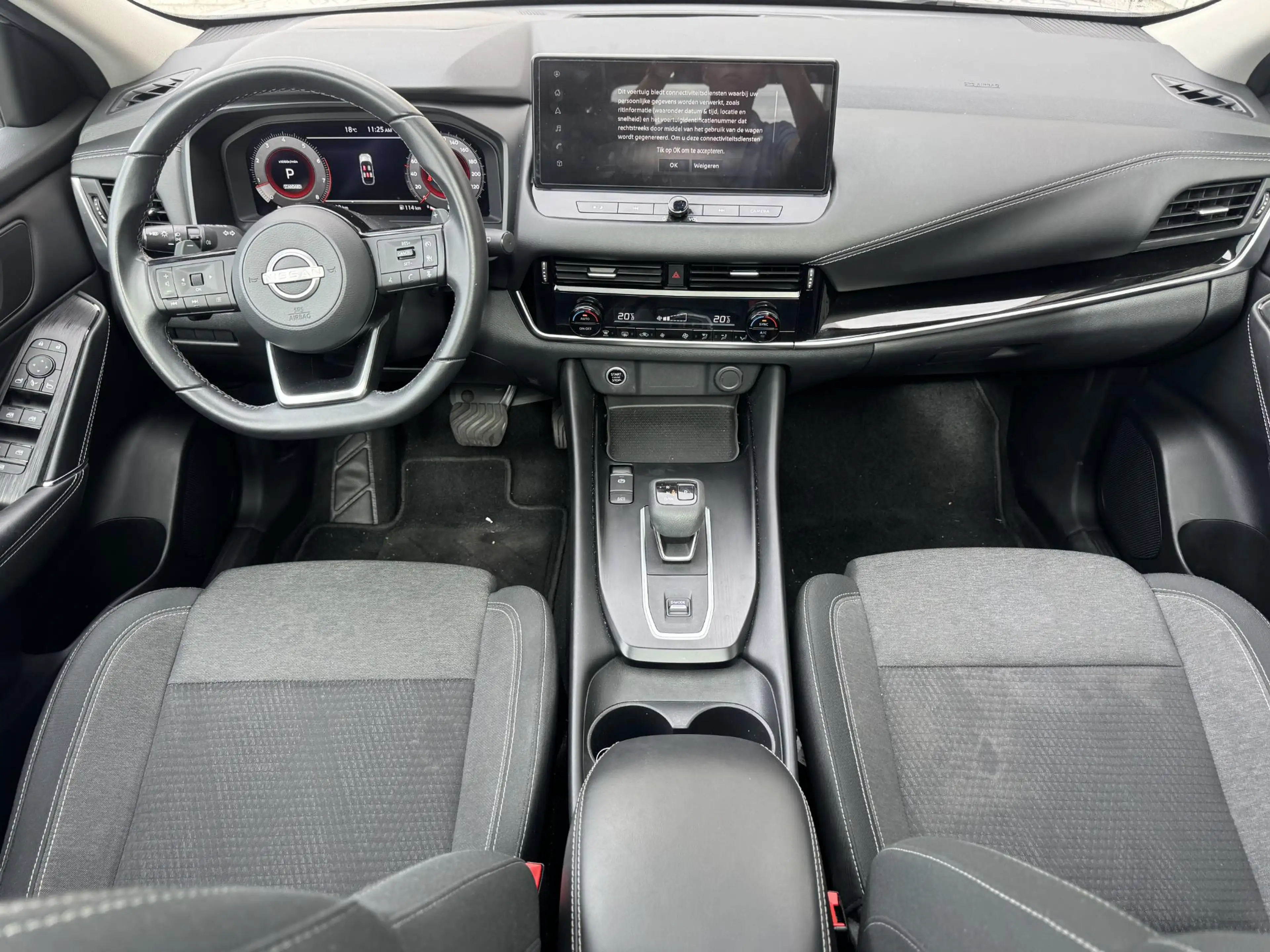 Nissan Qashqai 1.3 MHEV Xtronic N-Connecta | Panoramadak | Apple — photo 3