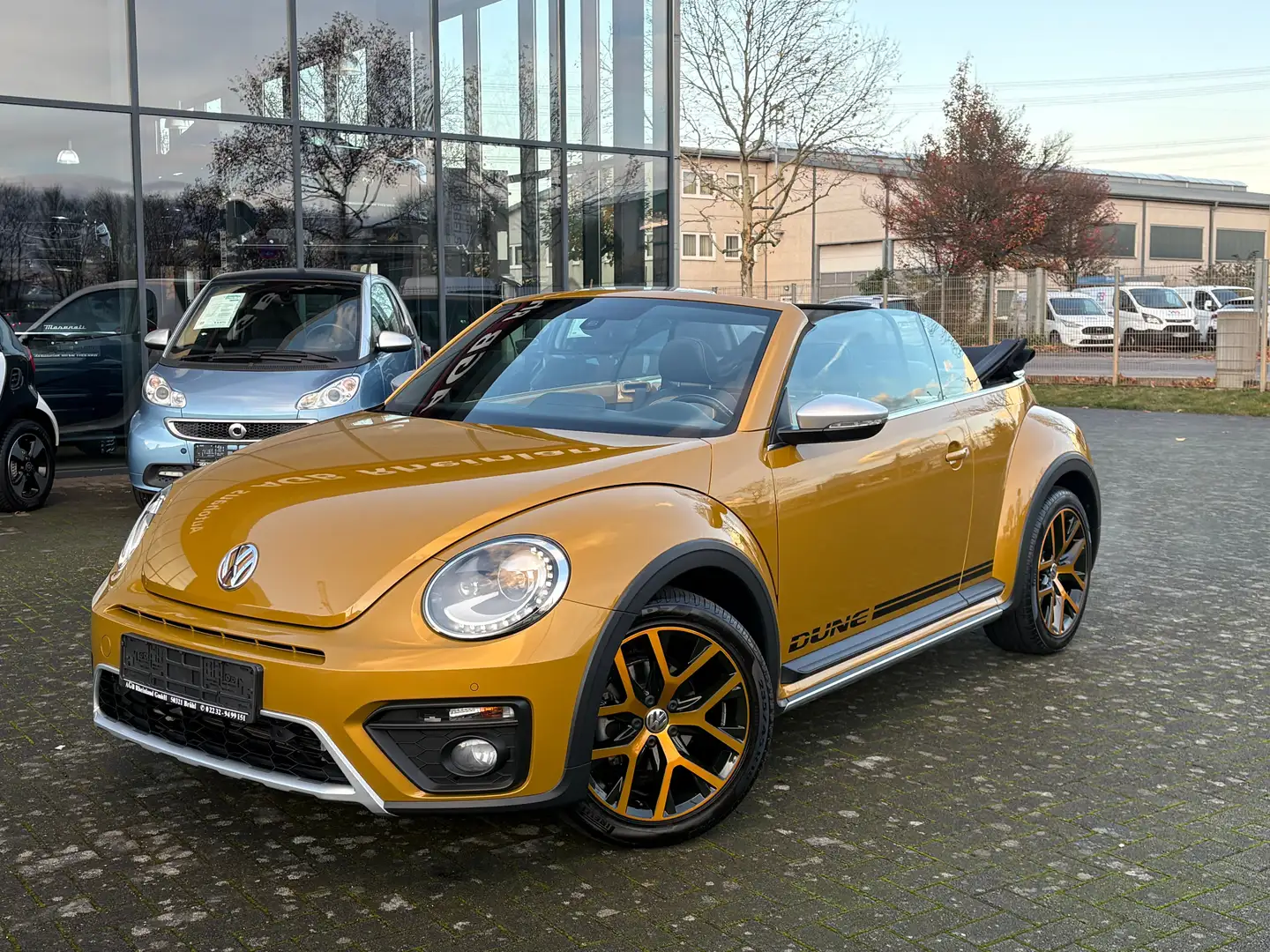Volkswagen New Beetle CABRIOLET DSG 150PS SONDERMODELL DUNE 16.271KM 1HD Gold - 1