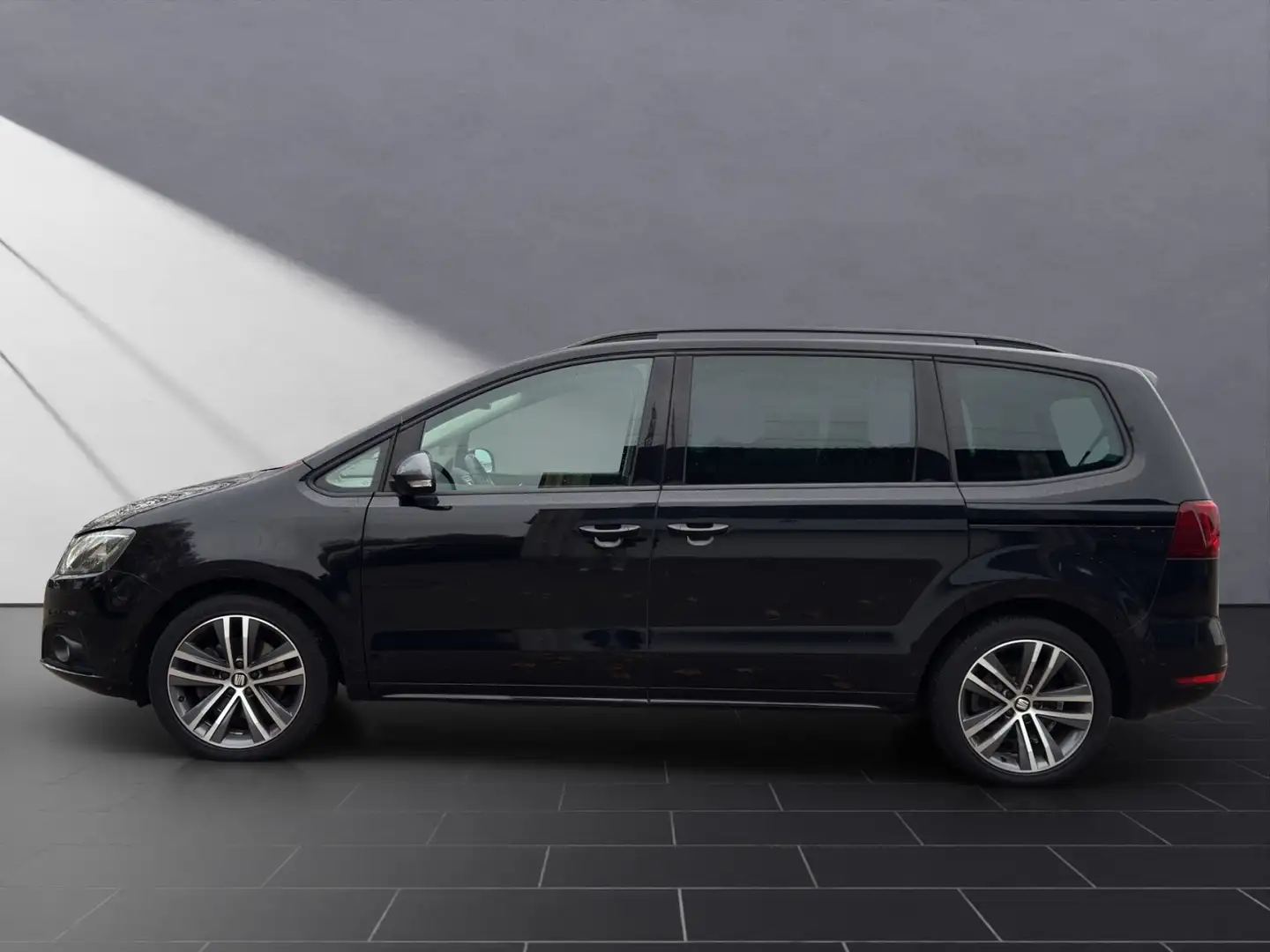 SEAT Alhambra FR-Line 7 SITZER+PANORAMA+KAMERA Schwarz - 2