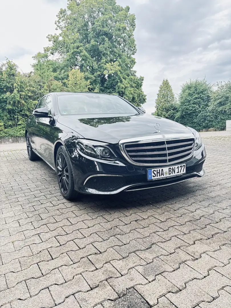 Mercedes-Benz E 220 d 4Matic 9G-TRONIC - 1