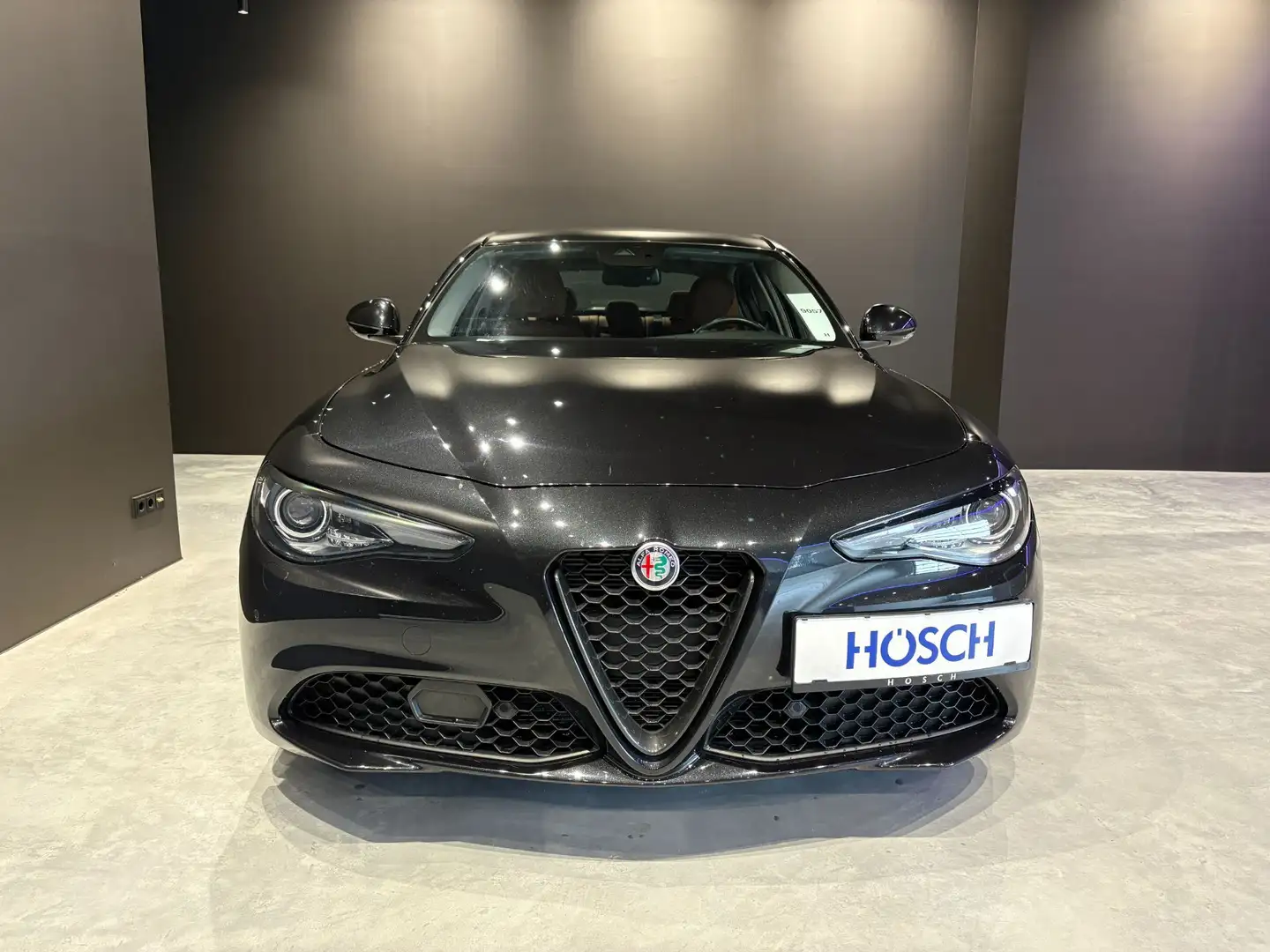 Alfa Romeo Giulia Sprint 2,0 200 PANO LEDER WINTER R-KAM ACC Grau - 2
