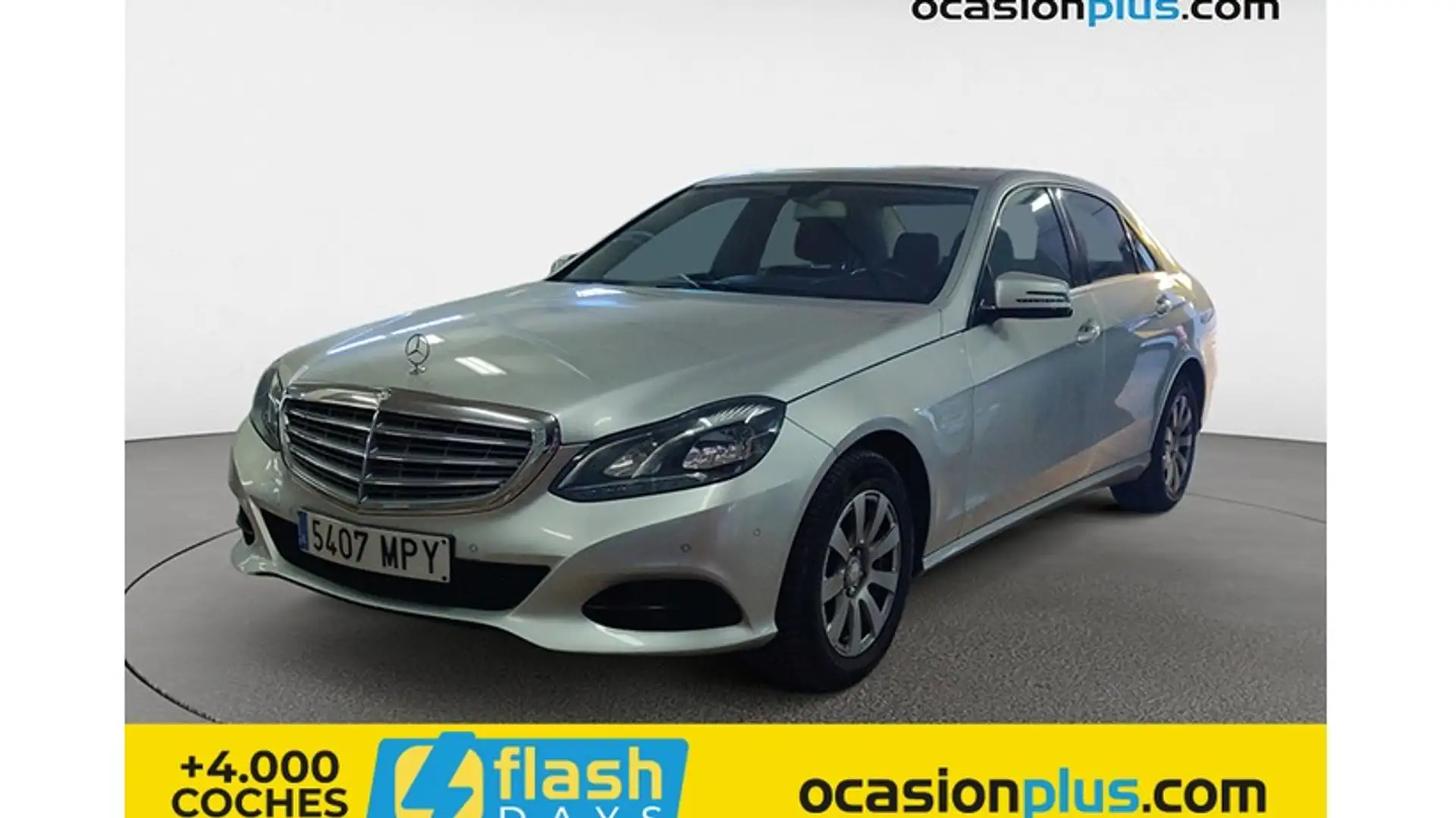 Mercedes-Benz E 200 BT Plateado - 1