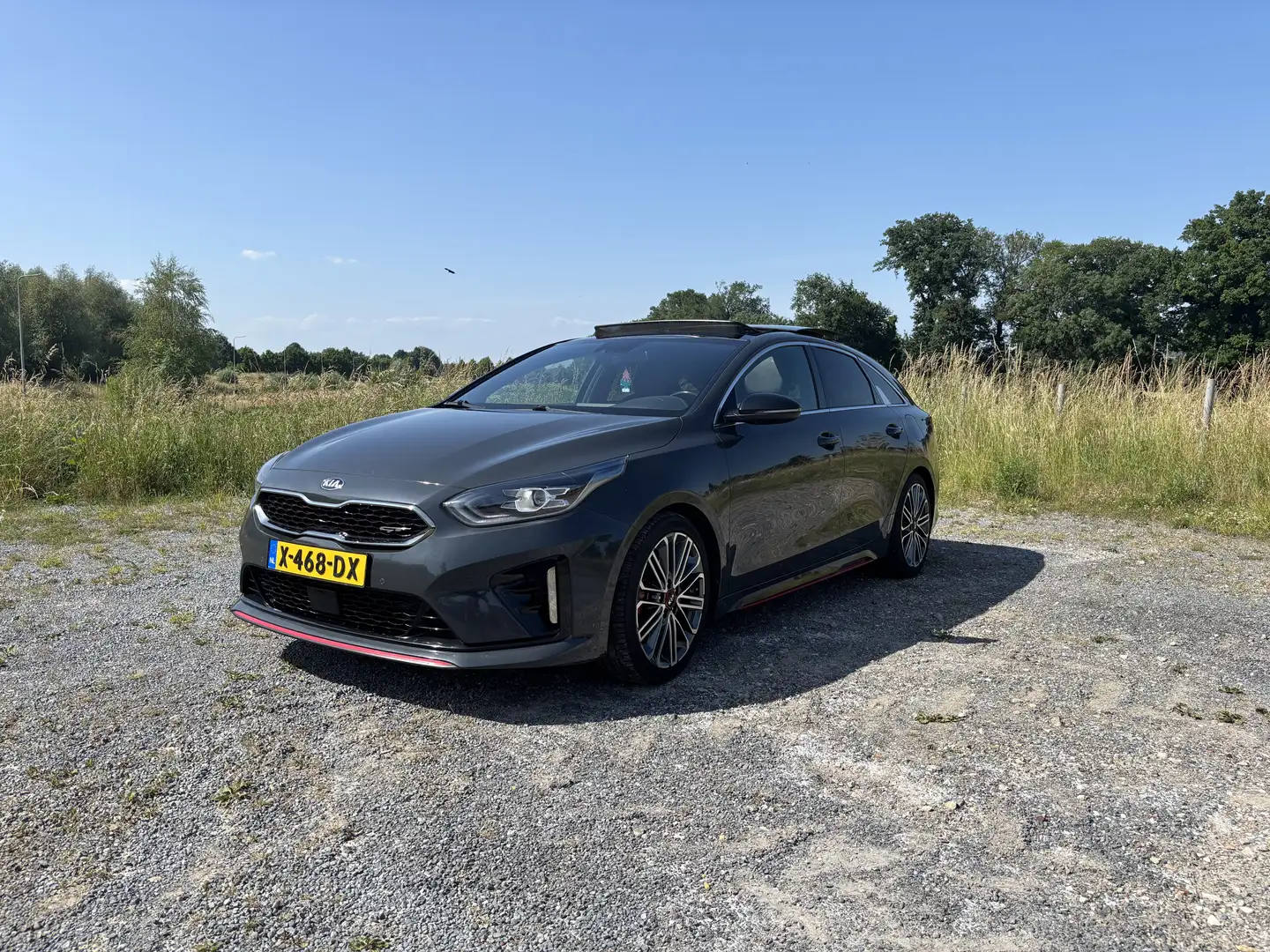 Kia ProCeed / pro_cee'd 1.6 T-GDI GT 204 pk FULL OPTION!!! Grijs - 1