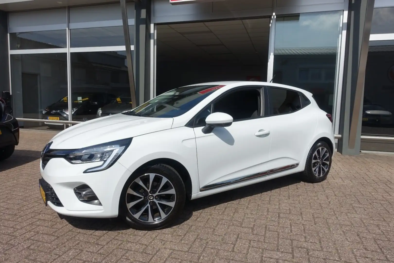 Renault Clio 1.0 TCE ZEN (All in prijs) Wit - 2