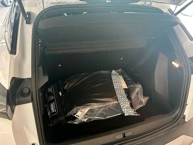 Peugeot 2008 view 15