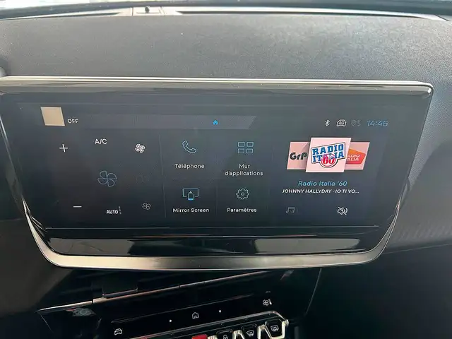 Peugeot 2008 view 12