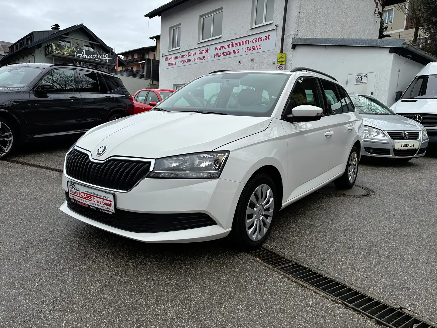 Skoda Fabia CombiSC1,0TSI bei Finanzierung Zinssatz fix 6,274% Weiß - 1