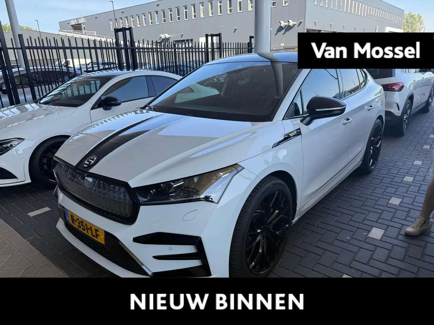 Skoda Enyaq Coupé iV 80 RS 300 PK | Automaat | Matrix LED Kopl Wit - 1