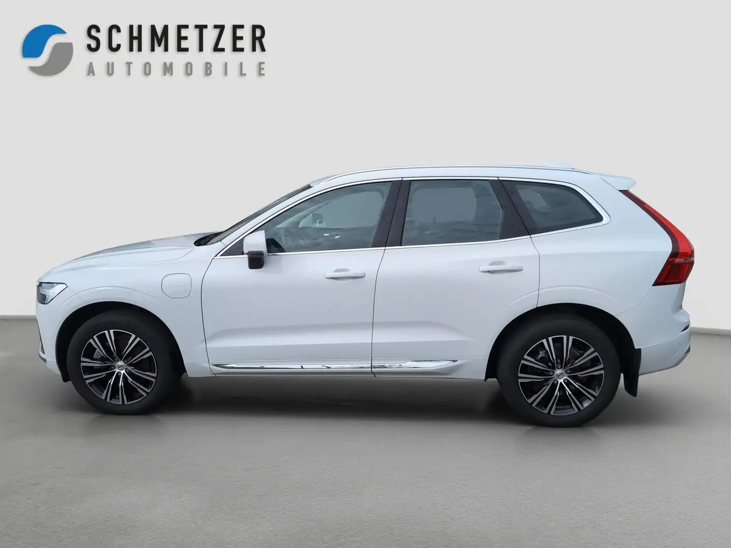 Volvo XC60+T8+AWD+GT+Recharge+Inscription+Panorama+LED Bianco - 2