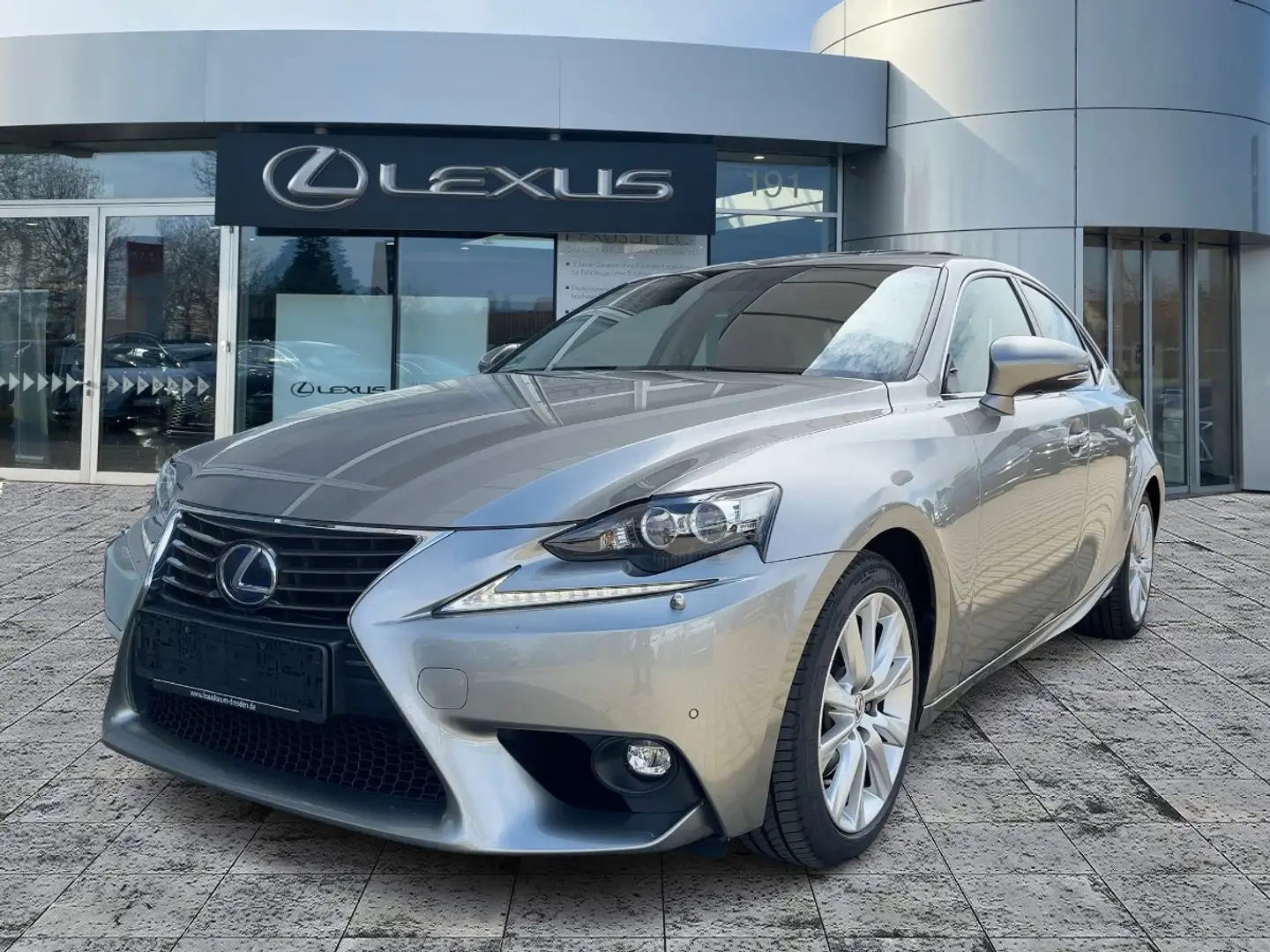 Lexus IS 300 h Luxury Line Schiebedach*Navi*KAM*DAB Срібний - 2