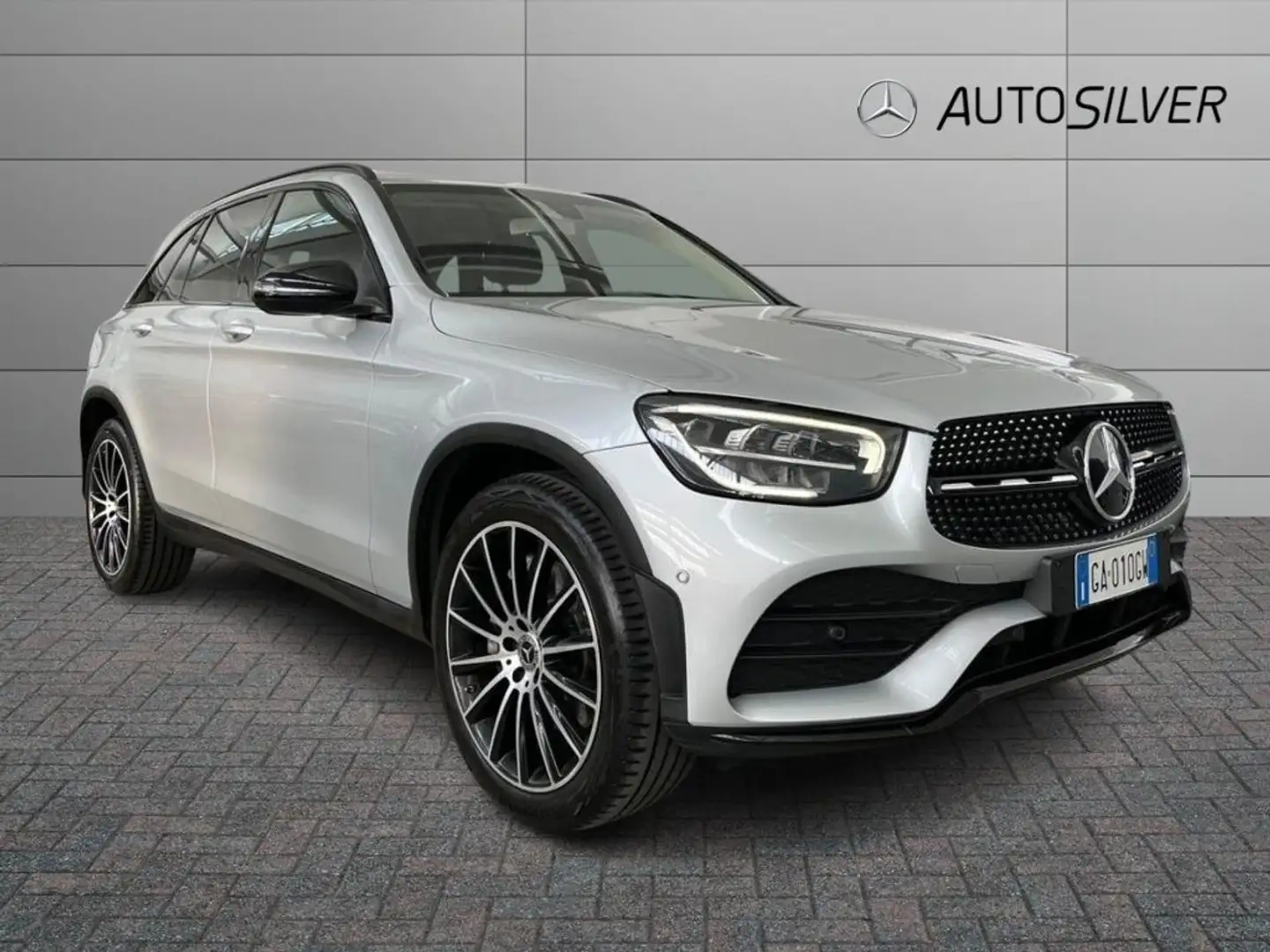 Mercedes-Benz GLC 220 d 4Matic Premium Argent - 1