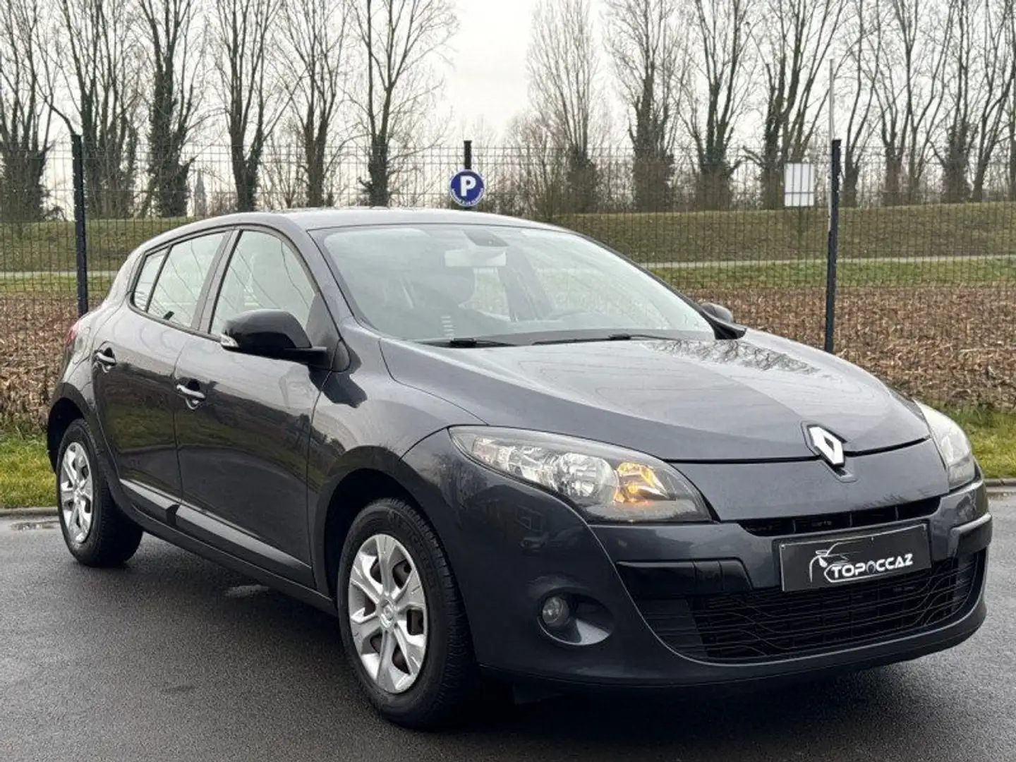 Renault Megane III 1.5 DCI 90CH TOMTOM EDITION * 143.000KM * 1ERE MAIN Gris - 2