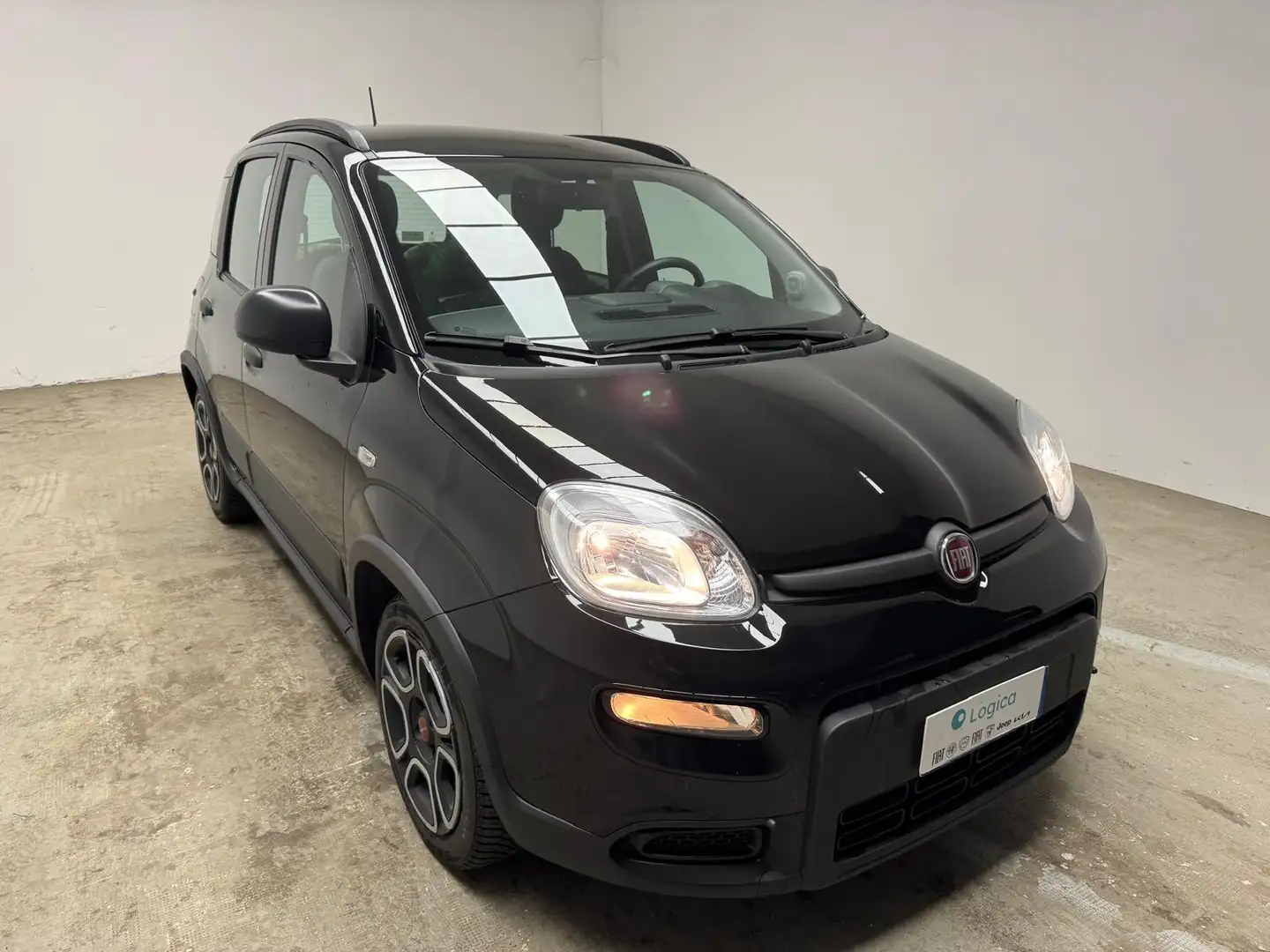 Fiat New Panda 1.0 FireFly Hybrid City Life Nero - 1