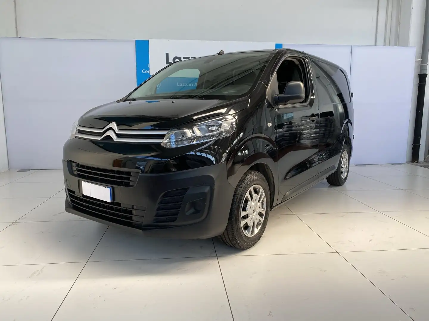 Citroen Jumpy 2.0 BlueHDI 140 S&S EAT8 Furgone XL Schwarz - 1
