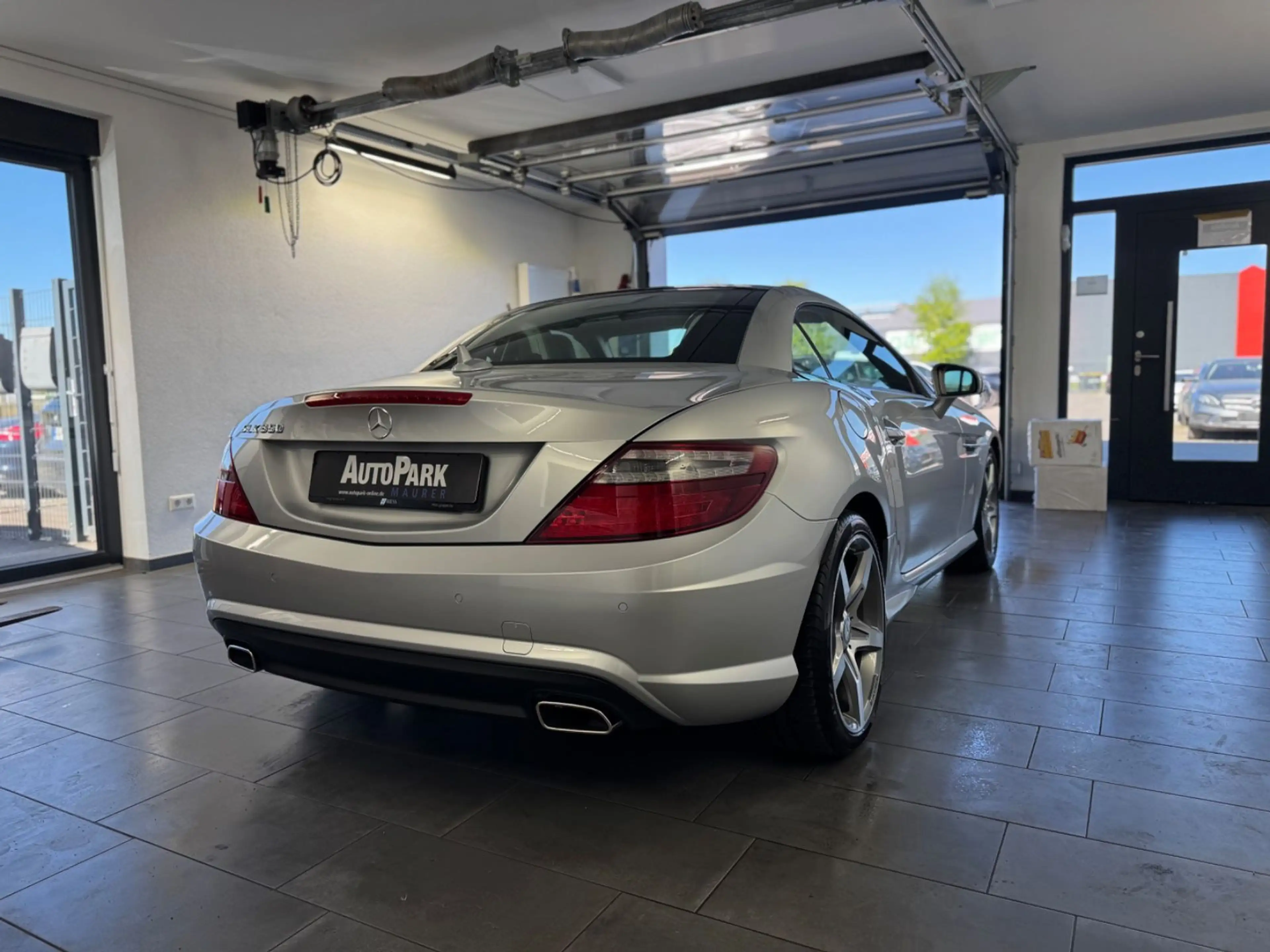 Mercedes-Benz SLK 350 AMG Carbon Look Edition*Pano*Xenon*ILS* — photo 13