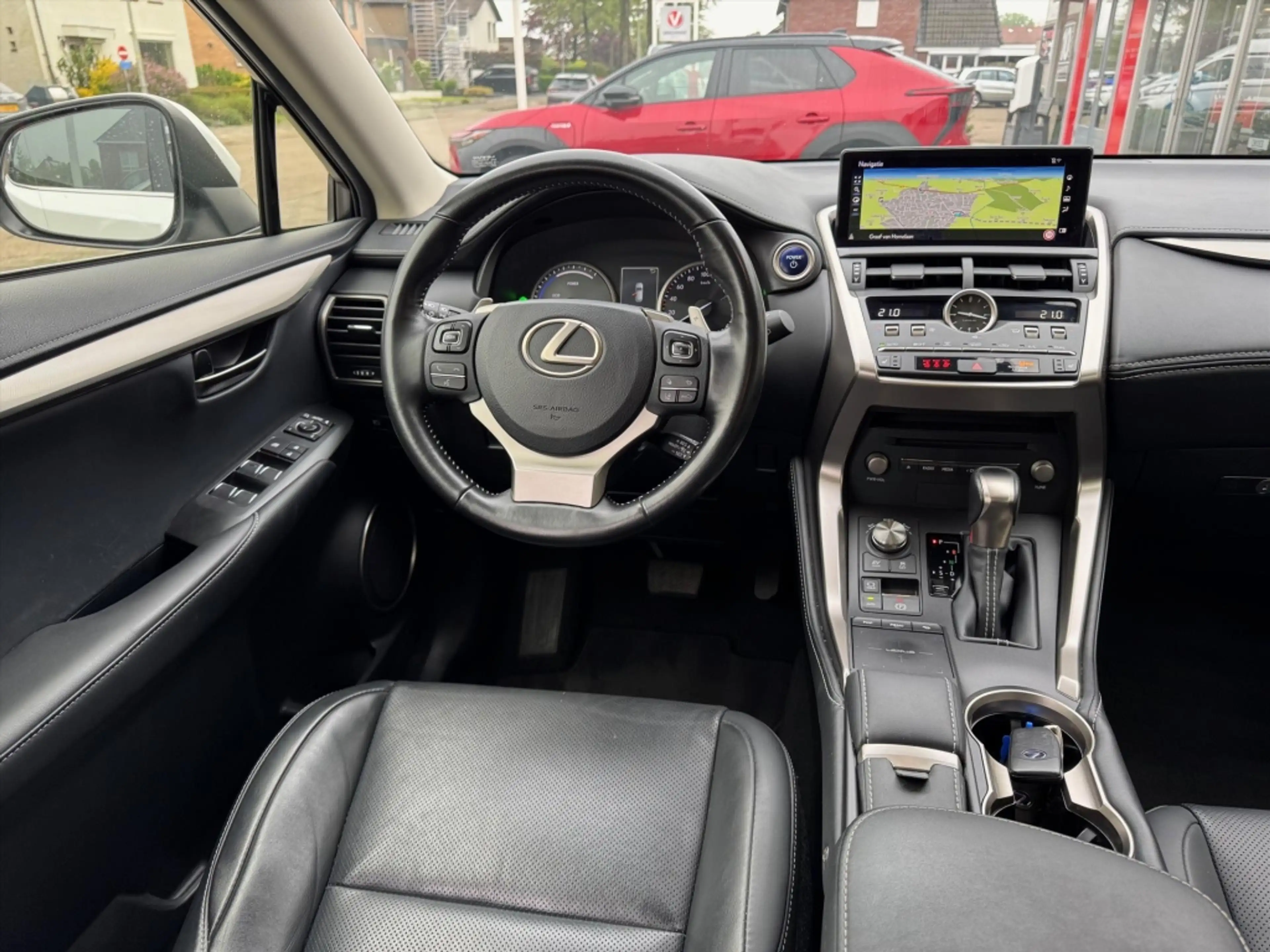 Lexus NX 300h AWD Luxury Line | Groot Scherm, Adaptive cruise co — photo 13