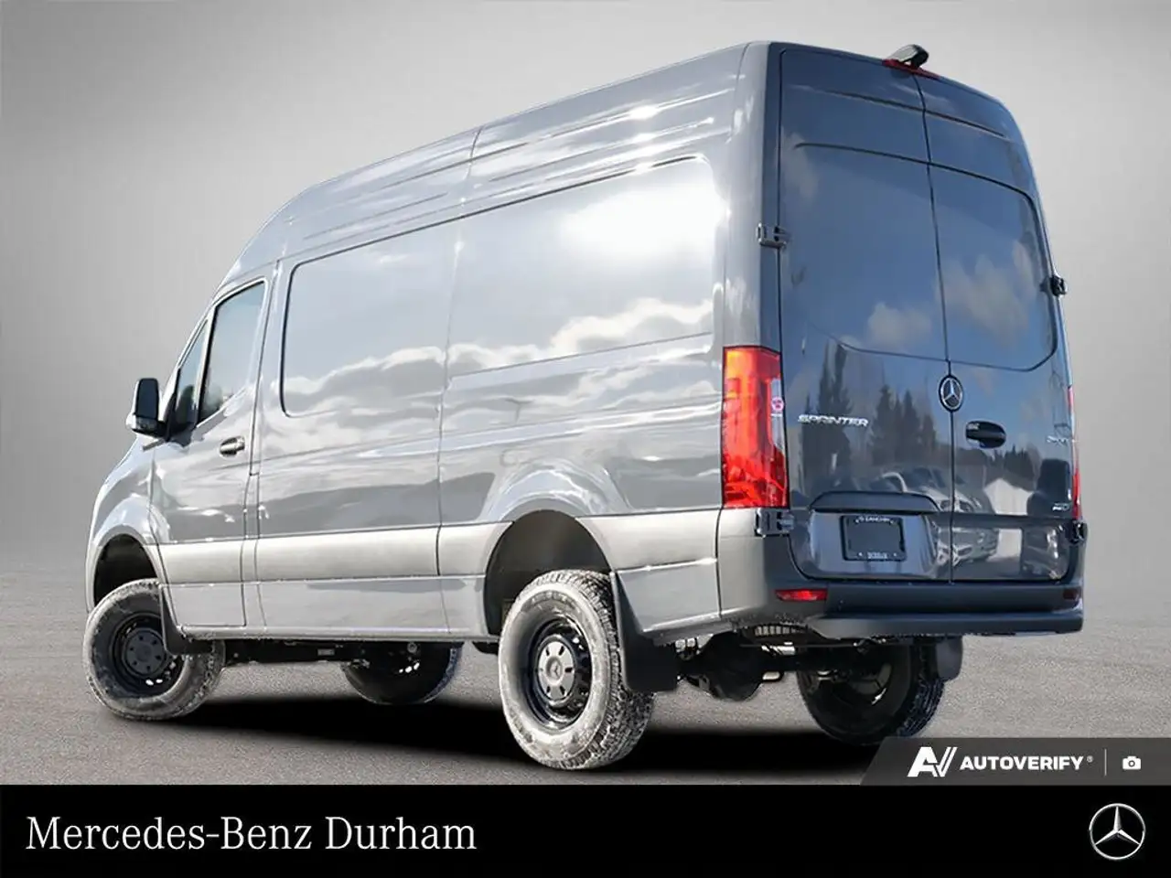 Mercedes-Benz Sprinter снимка Mercedes-Benz Sprinter