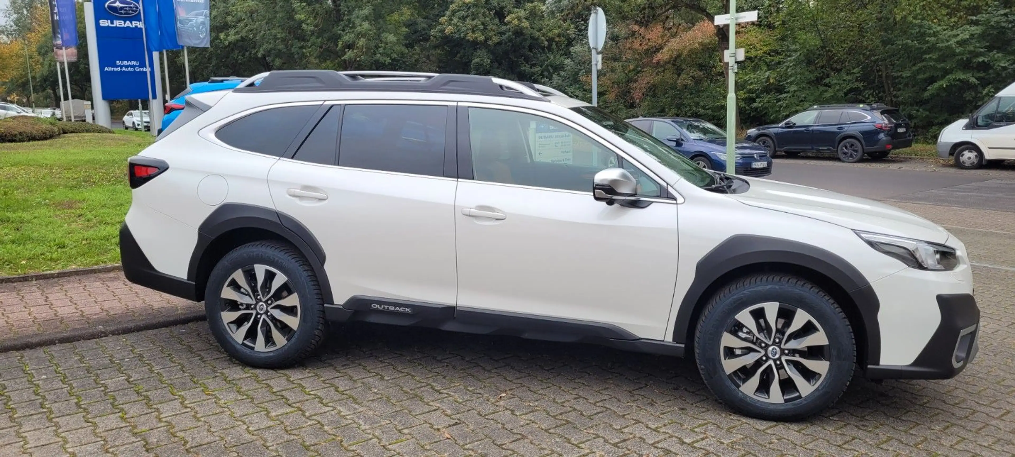 Subaru OUTBACK Outback Platinum WR — photo 4