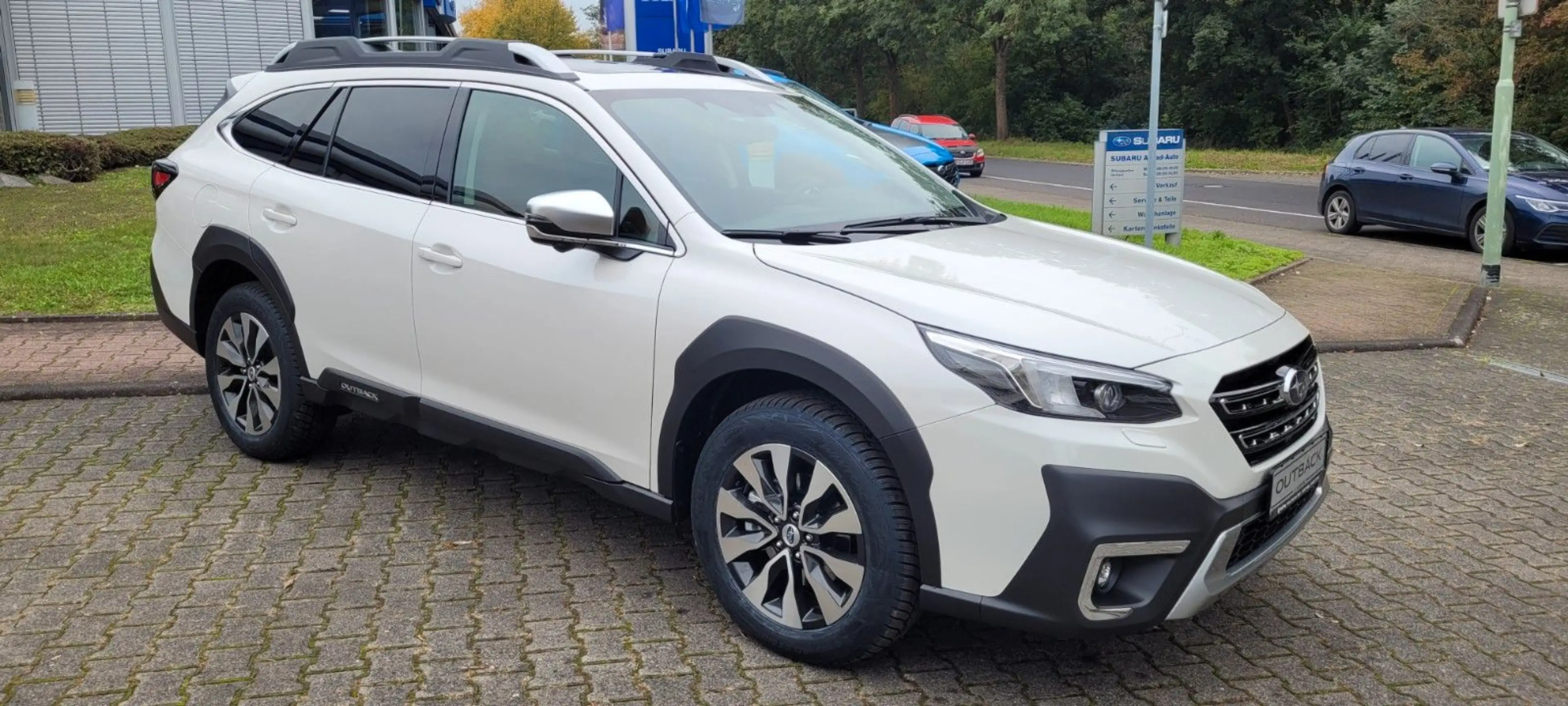 Subaru OUTBACK Outback Platinum WR — photo 3