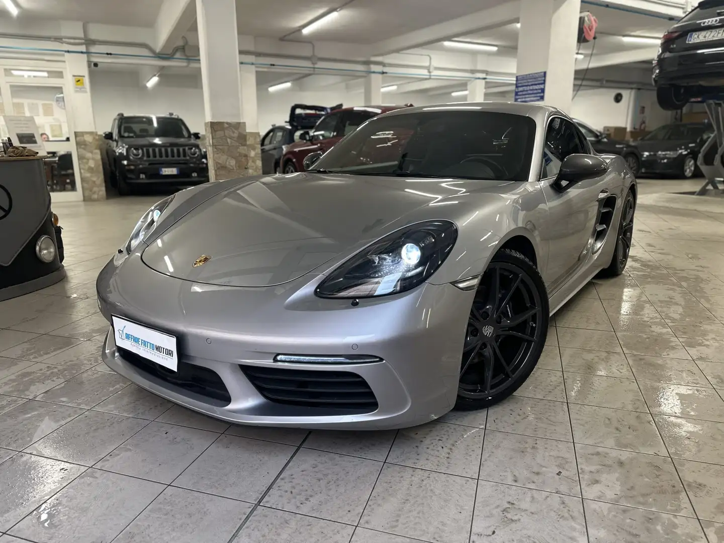 Porsche 718 cayman T Сірий - 1
