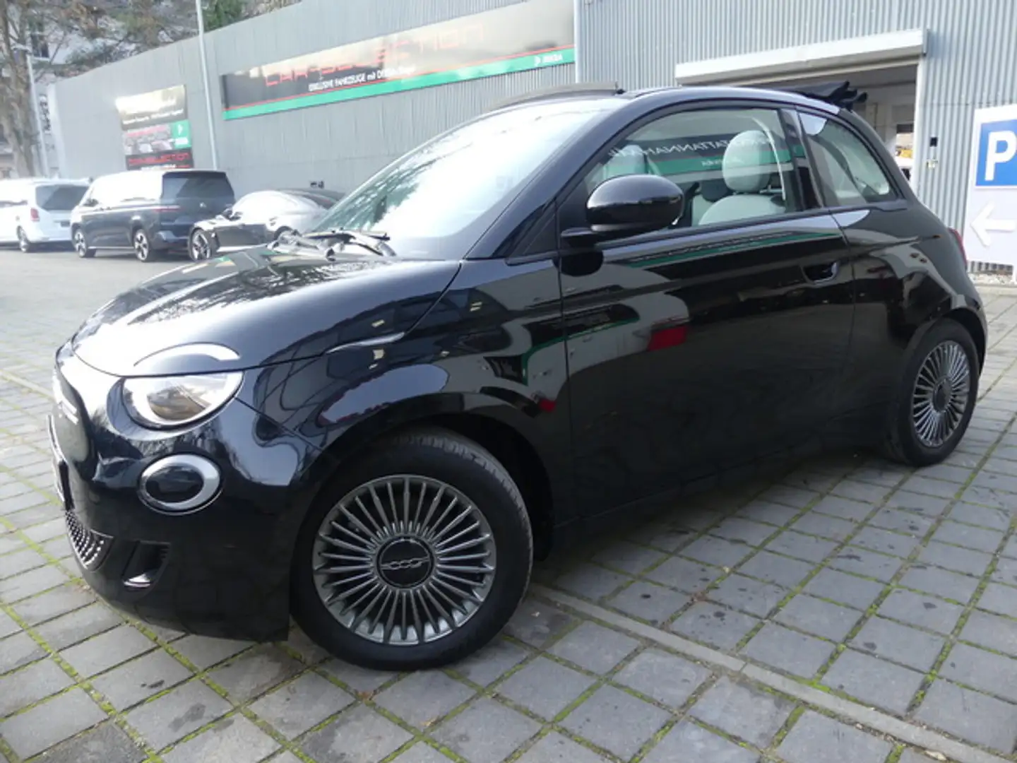 Fiat 500C 500e C Icon 87KW NAVI/SHZ/CARPLAY Noir - 2