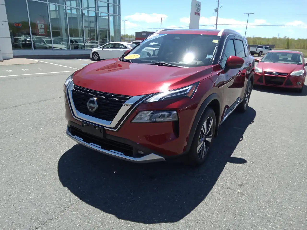 Nissan Rogue снимка Nissan Rogue