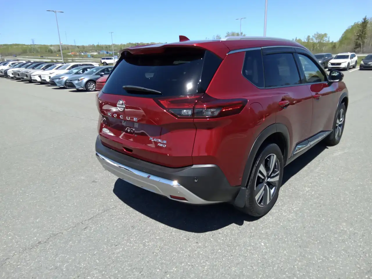 Nissan Rogue снимка Nissan Rogue
