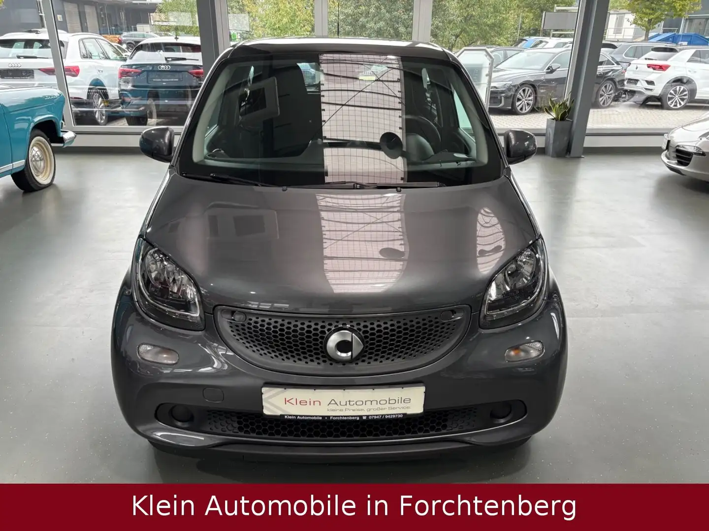 smart forFour 66kW Aut Passion Panorama Klimatr SHZ LM Grau - 2