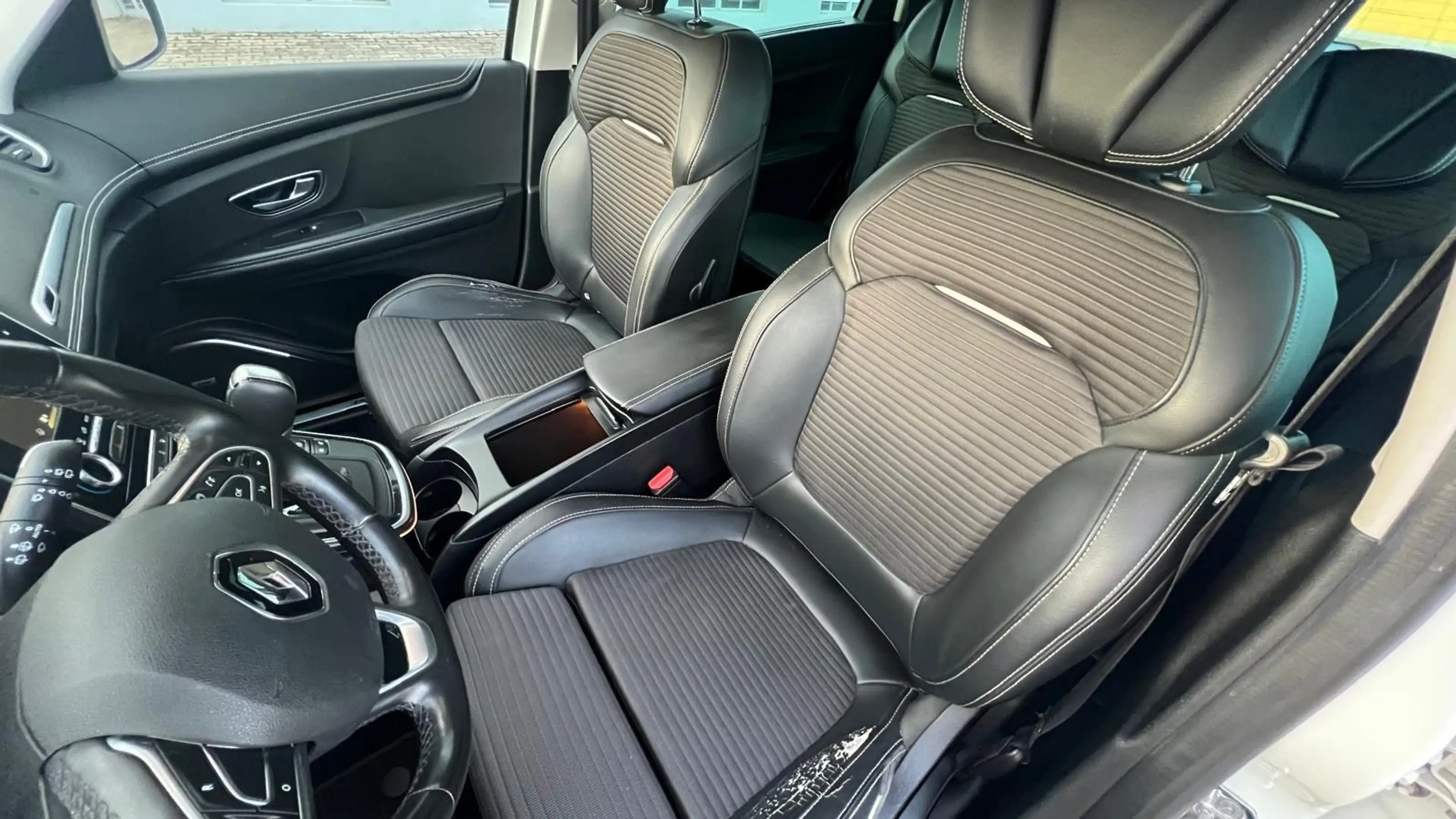 Renault Grand Scenic 1.3 EDC 165 BOSE Edition/Kamera/SHZ — photo 10