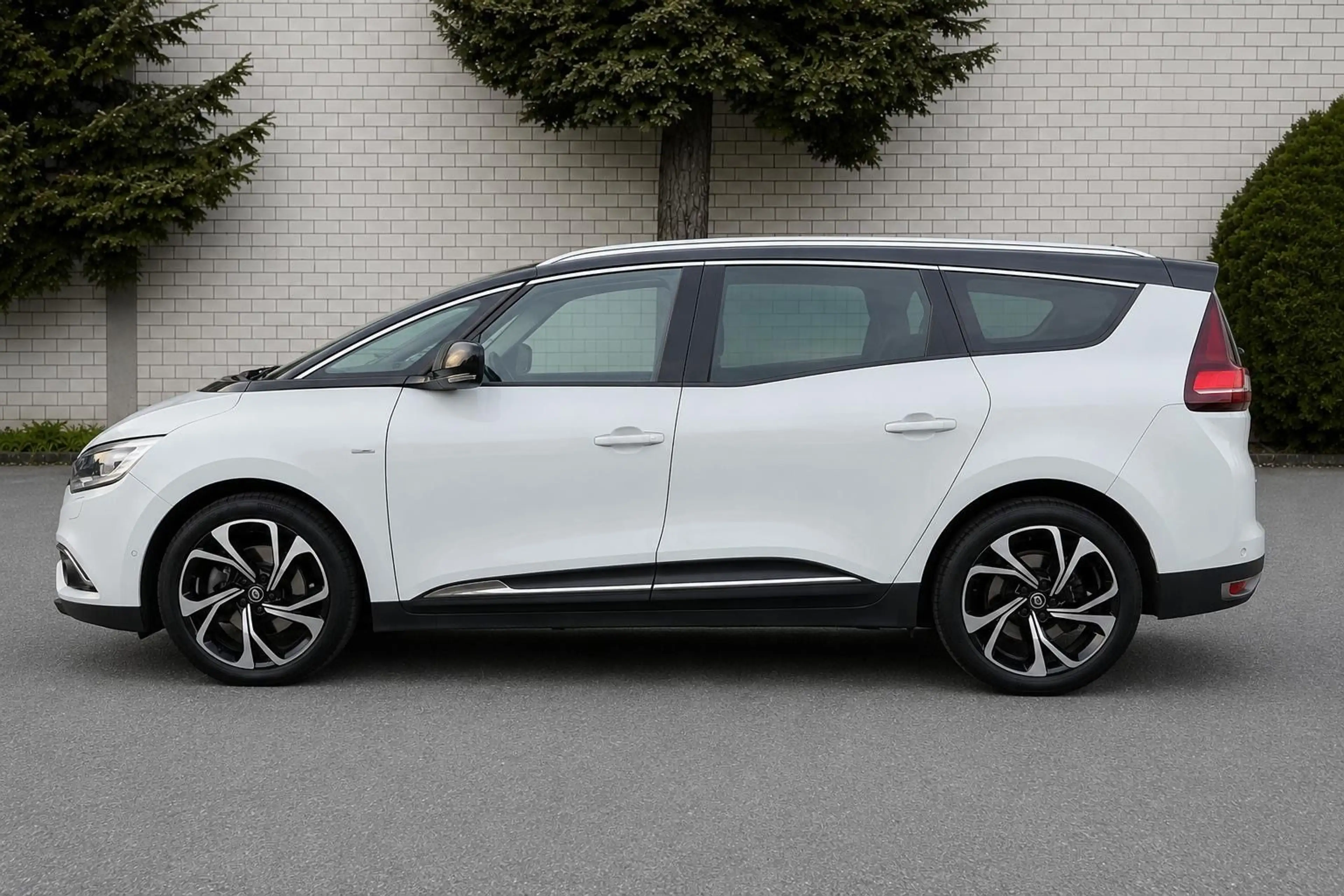 Renault Grand Scenic 1.3 EDC 165 BOSE Edition/Kamera/SHZ — photo 5