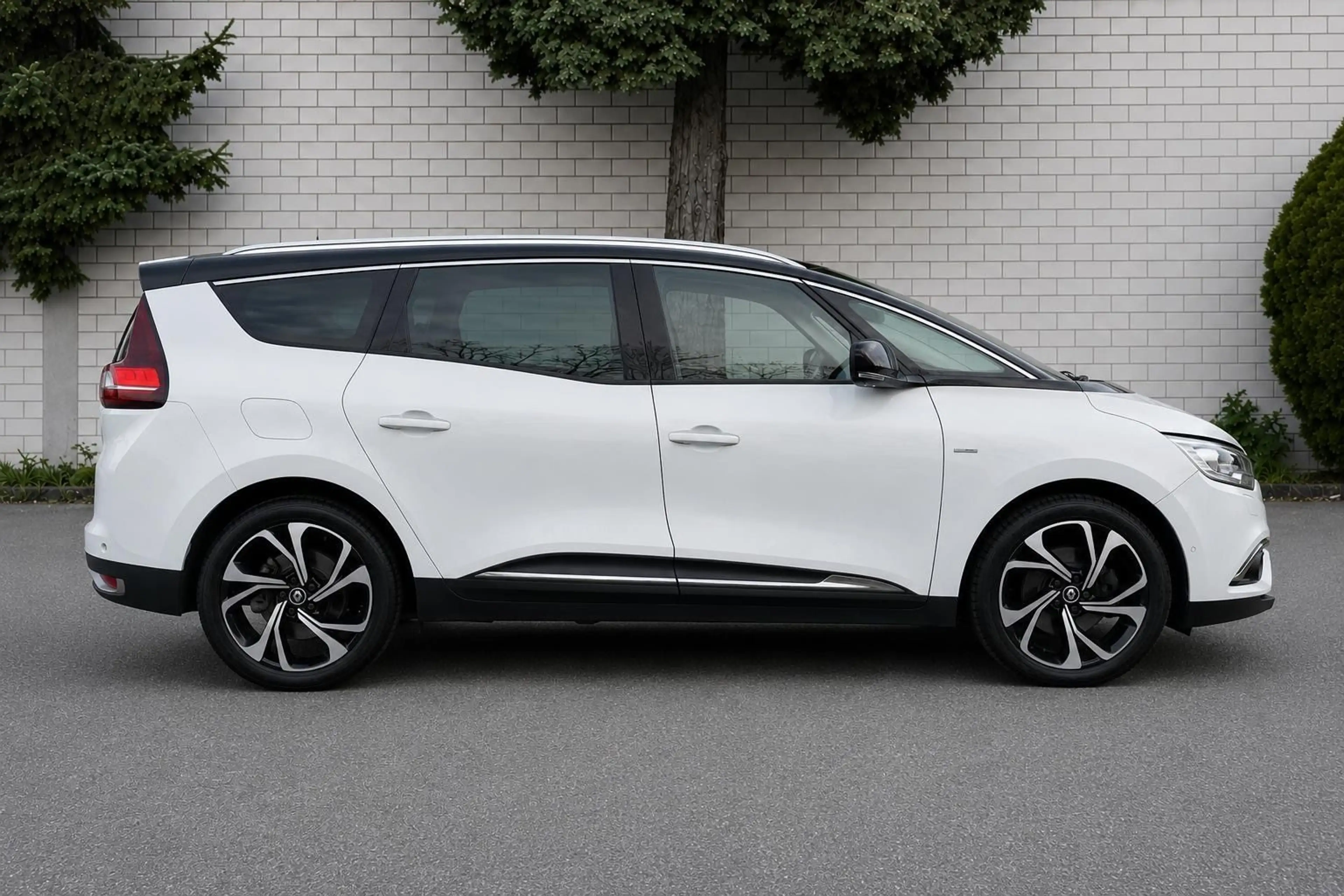 Renault Grand Scenic 1.3 EDC 165 BOSE Edition/Kamera/SHZ — photo 6