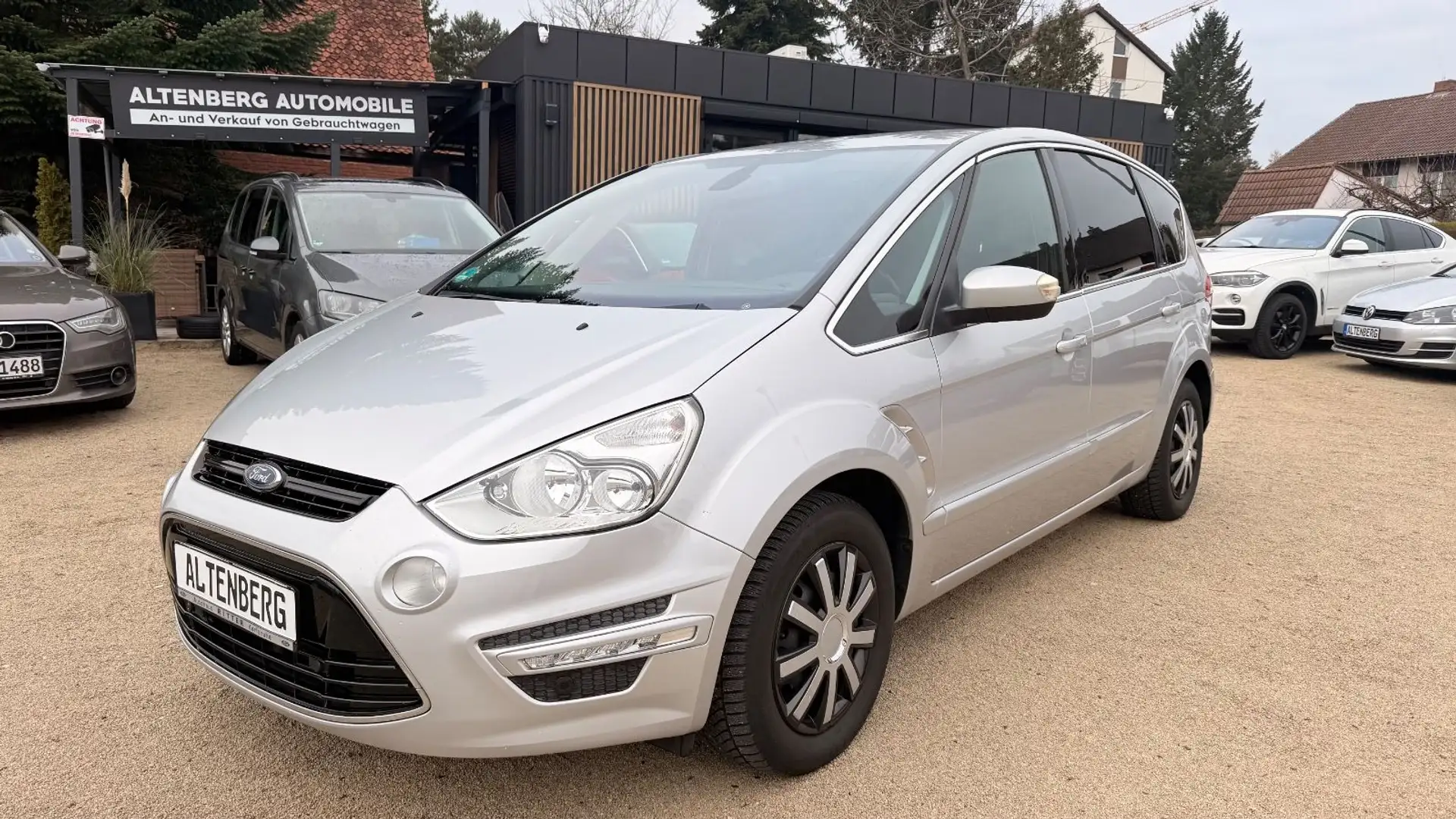 Ford S-Max S-MAX Titanium,7 Sitze. Silber - 1