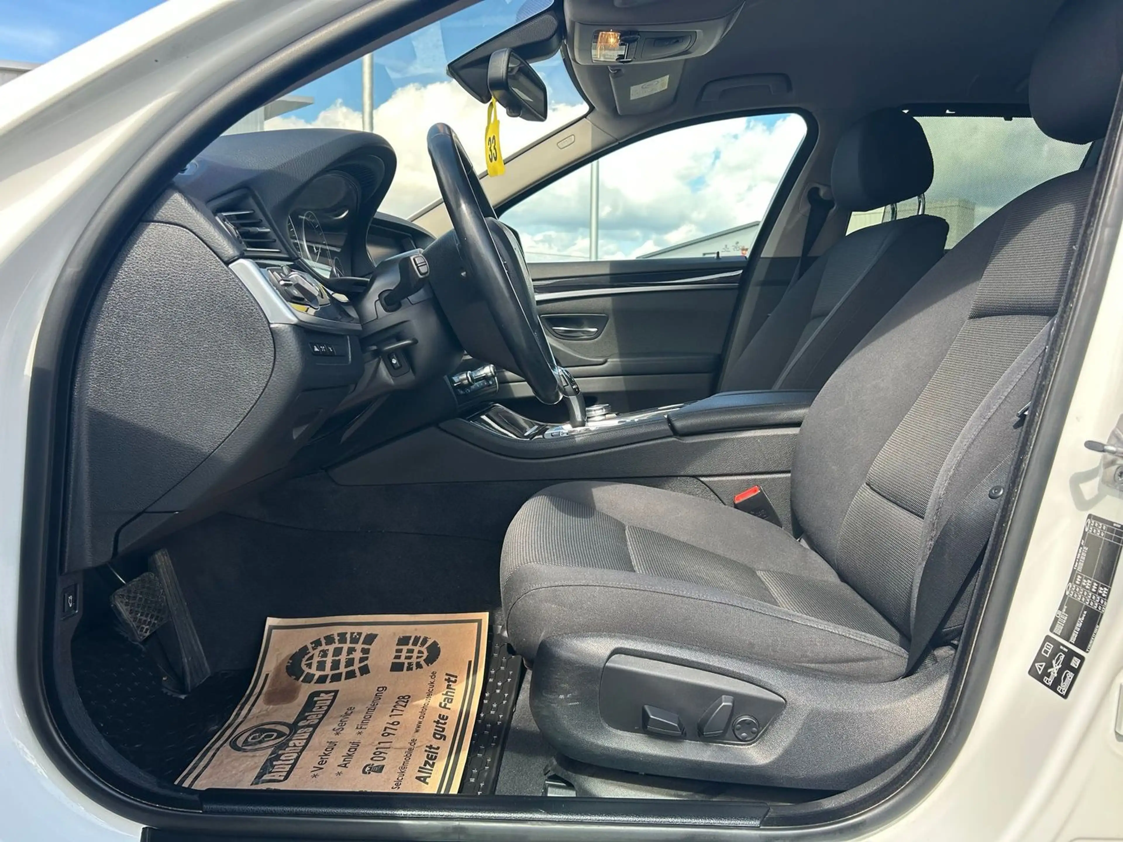 BMW 528 i xDrive *Head-Up*Navi*Bi-Xenon*AHK*PDC*SHZ* — photo 11
