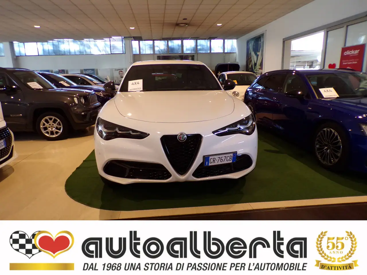 Alfa Romeo Stelvio 2023