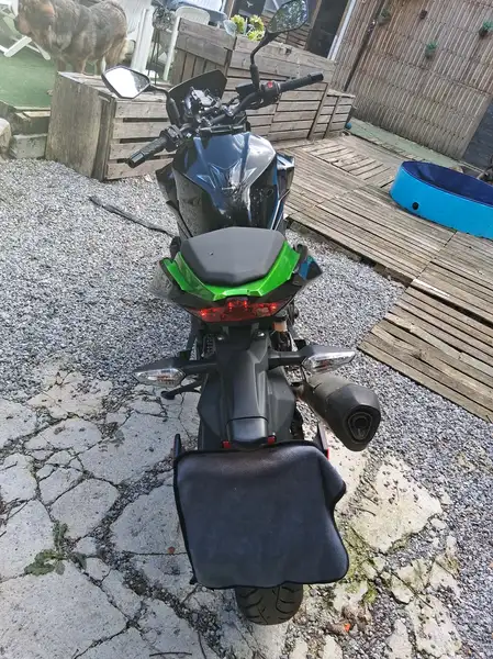 Kawasaki Z400 - foto 7