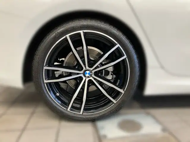 BMW 320 d xDrive Touring G21 Ansicht 5