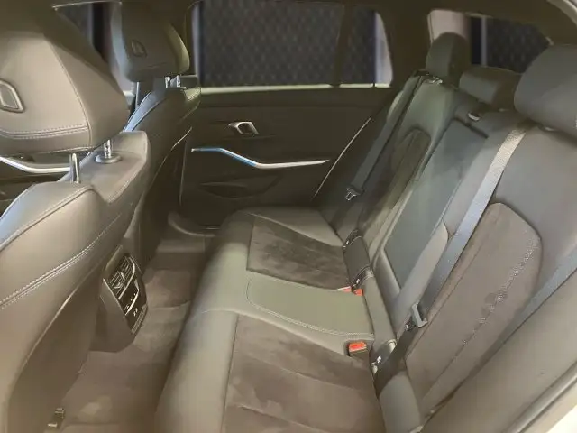 BMW 320 d xDrive Touring G21 Ansicht 9