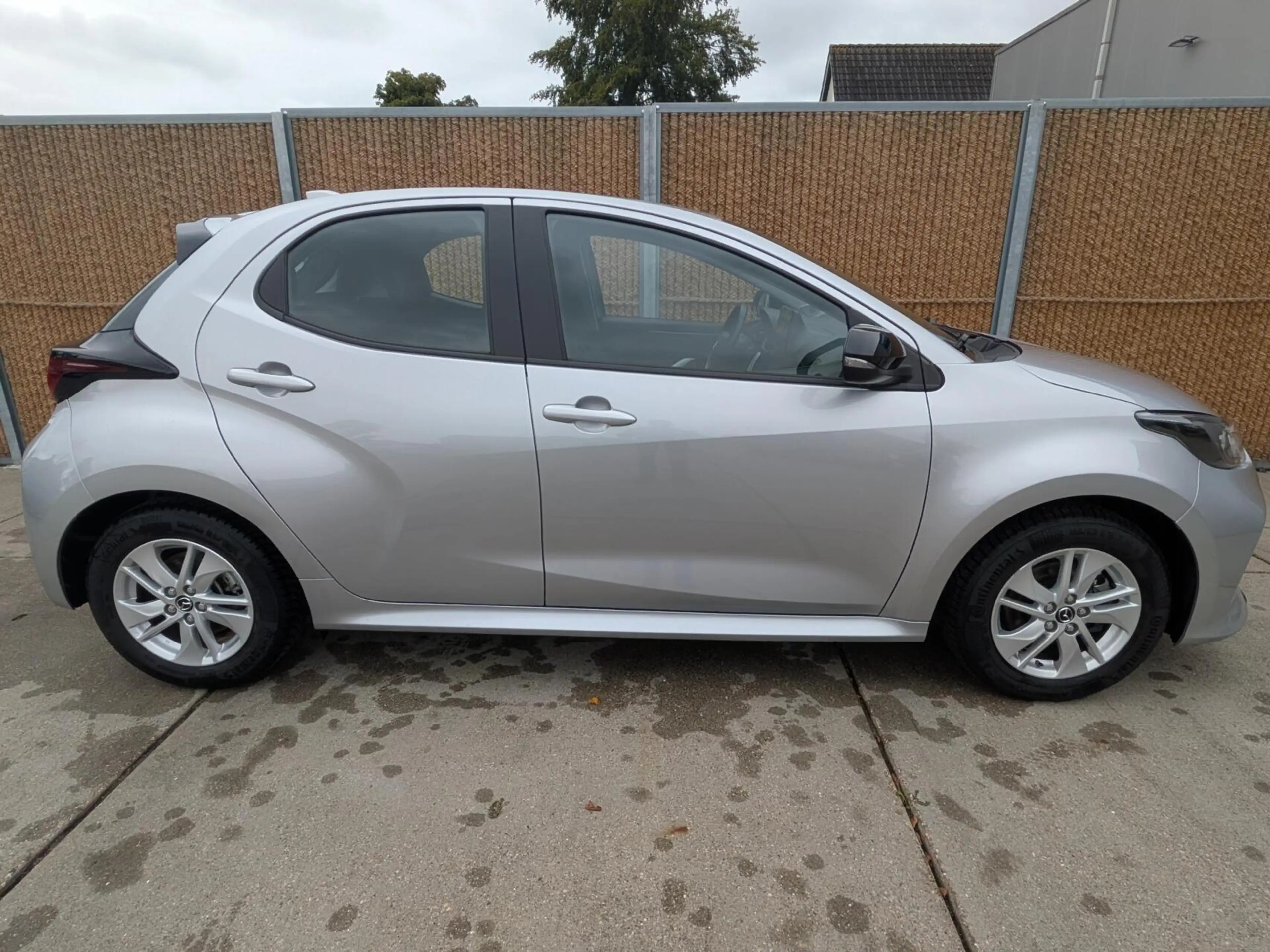 Mazda 2 Hybrid 1.5 Centre-line — photo 3