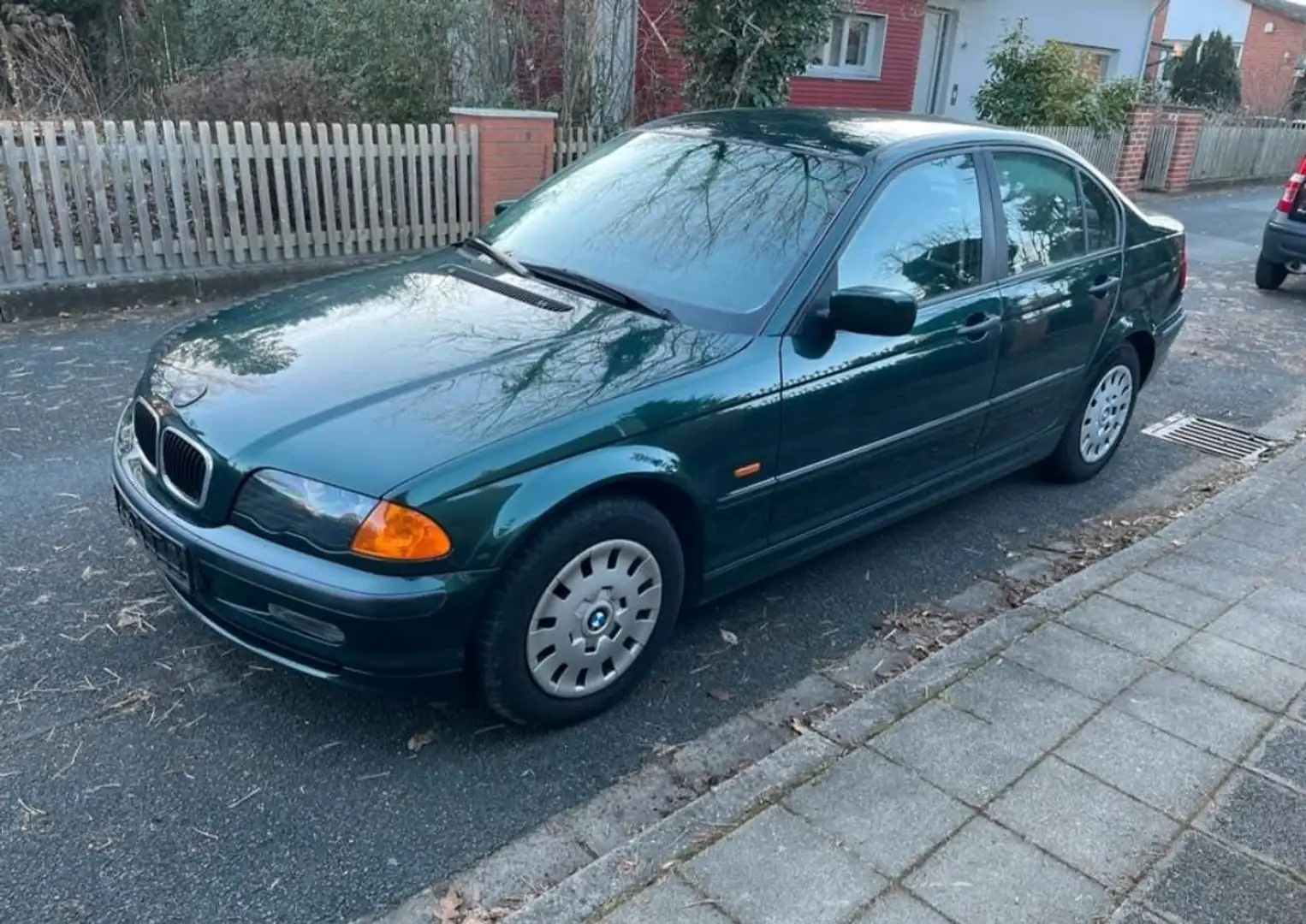BMW 316 316i | ROSTFREI | TÜV Zelená - 1