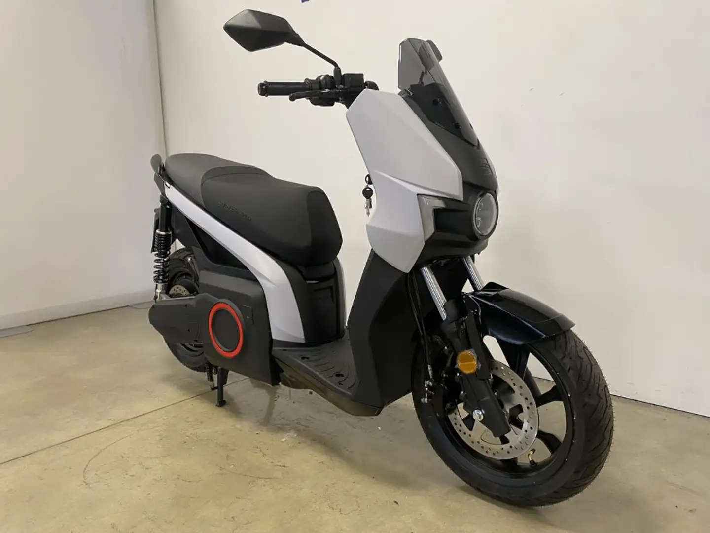 SEAT Other mo eScooter 125 White R9kW Wit - 1