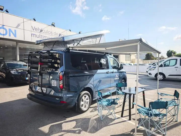 Ford Transit Courier 2026, foto 4