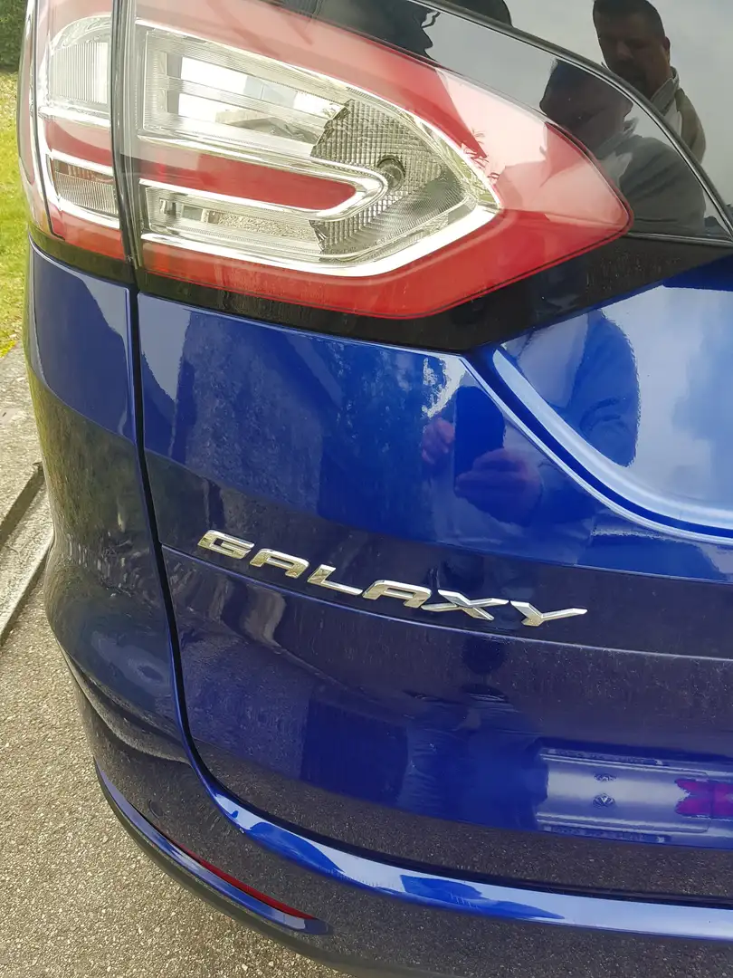 Ford Galaxy Galaxy 2.0 TDCi Aut. Titanium Kék - 1