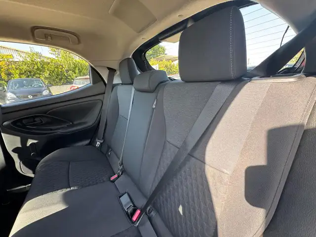 Toyota Yaris view 12