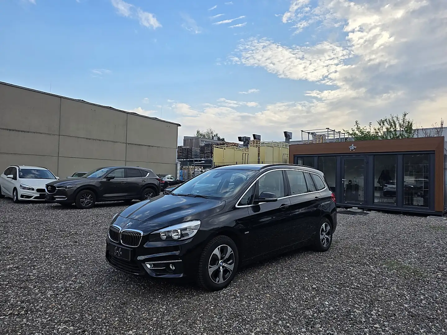 BMW 218 d Gran Tourer Aut. Schwarz - 1