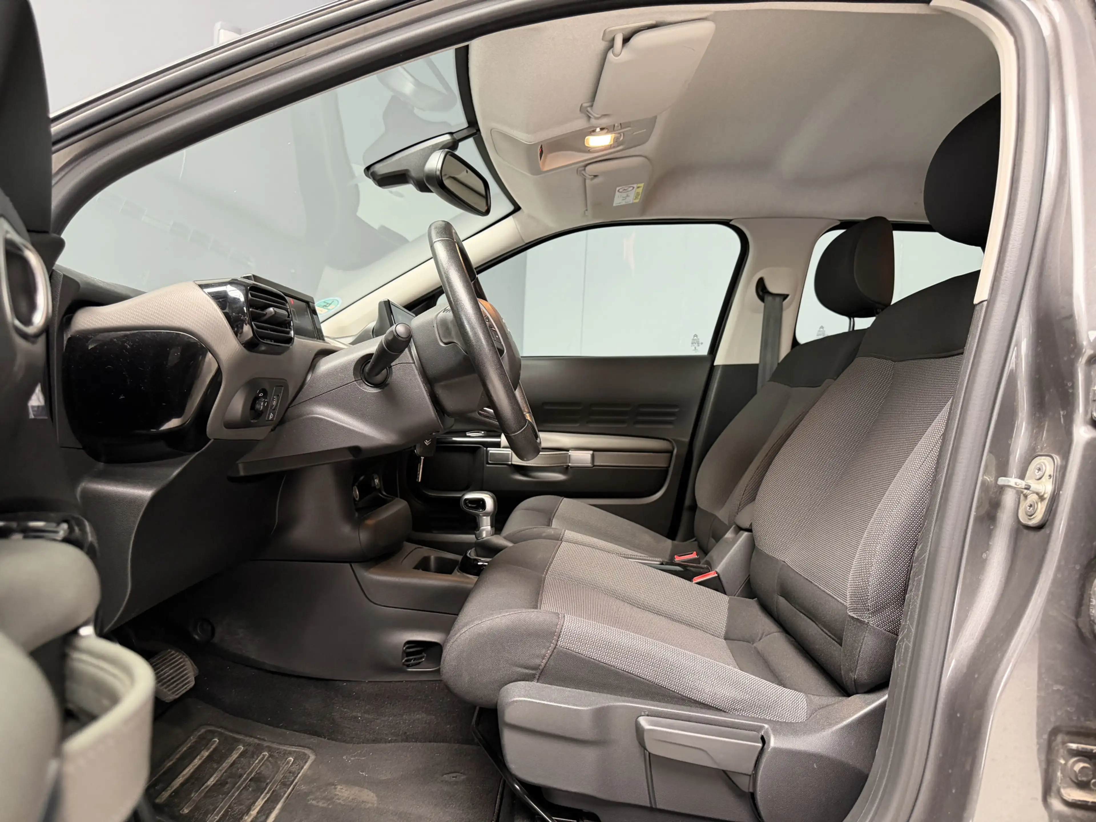 Citroen C4 Cactus 1.2 PureTech Feel Carplay|Navi|Clima — photo 4