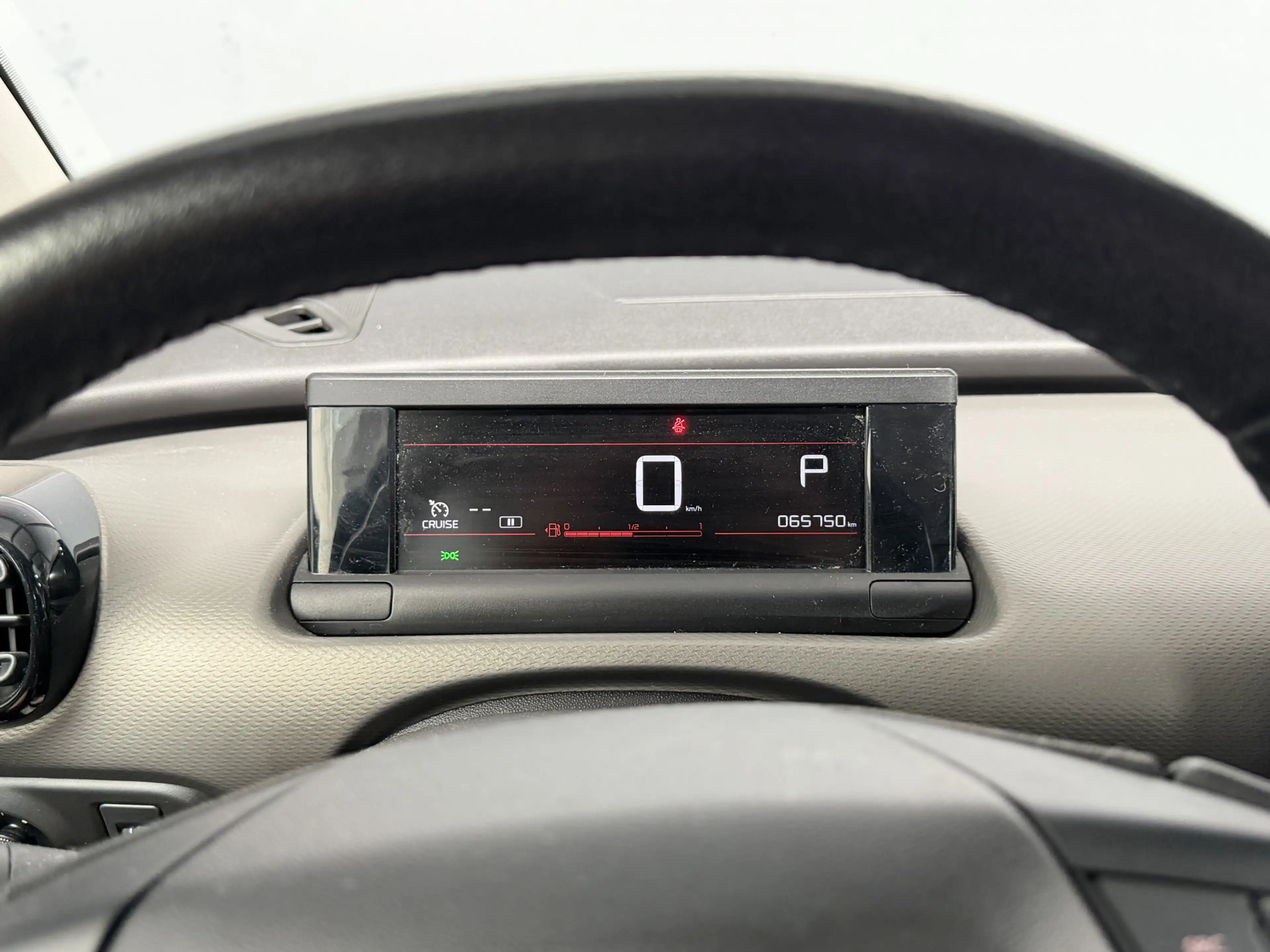 Citroen C4 Cactus 1.2 PureTech Feel Carplay|Navi|Clima — photo 9